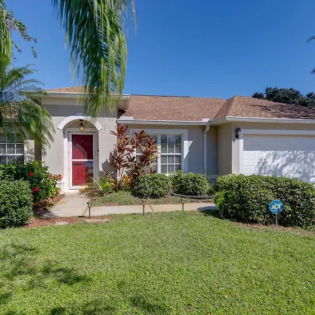Bright Titusville Retreat With Lanai - Wfh Friendly!
